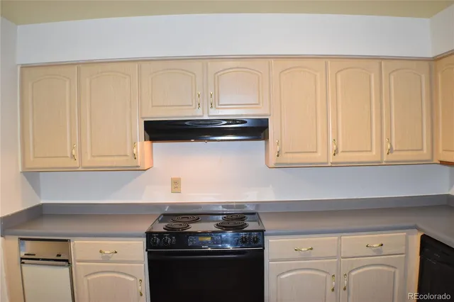 $1,875 | 2602 Paseo Road, Colorado Springs, CO 80907