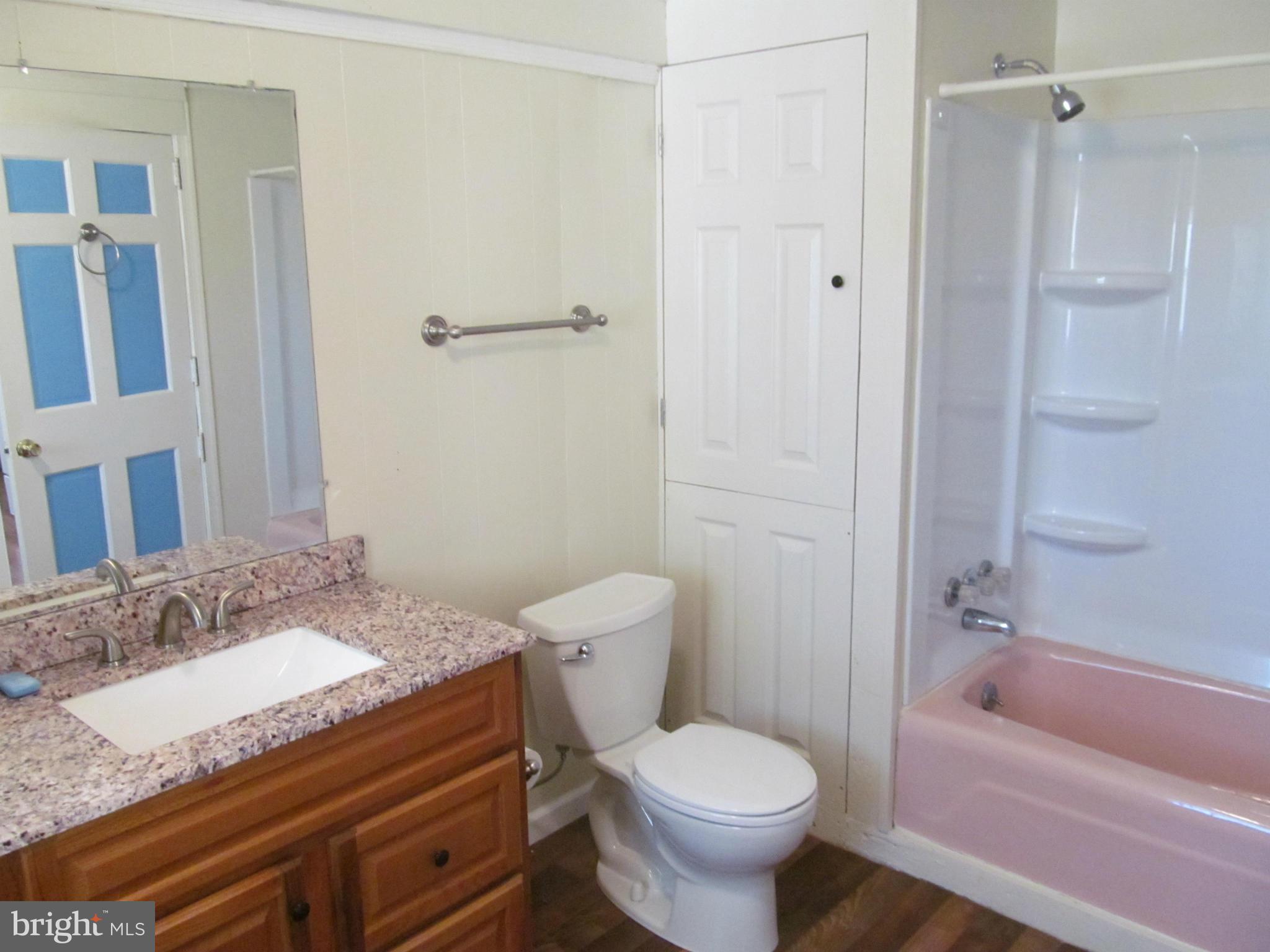5092 Leeds Manor Road Hume, VA 22639 - Photo 13 of 30 Bath