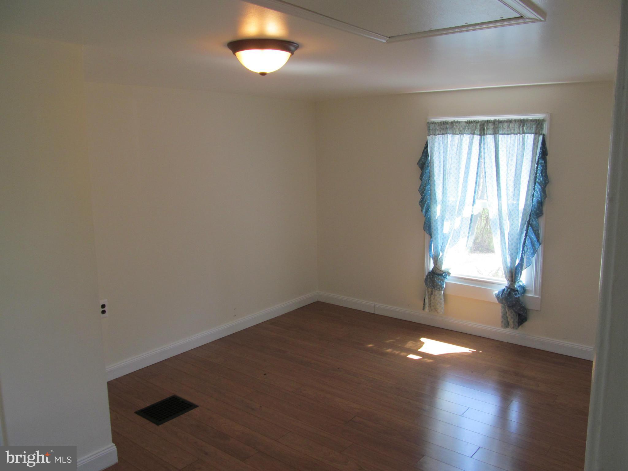 5092 Leeds Manor Road Hume, VA 22639 - Photo 15 of 30 Bedroom