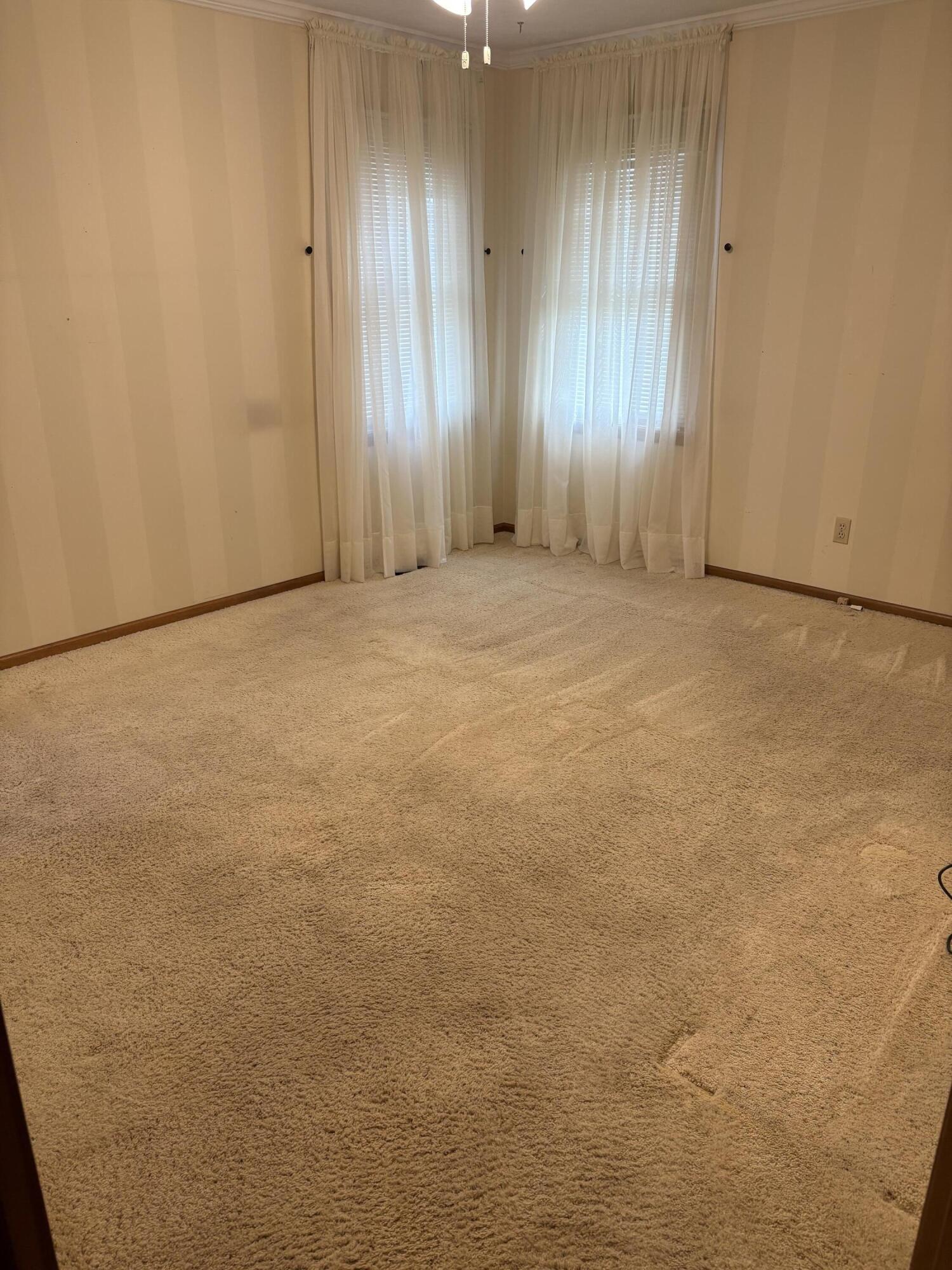 609 Almond Street Southwest De Motte, IN 46310 - Photo 12 of 15 1500x2000