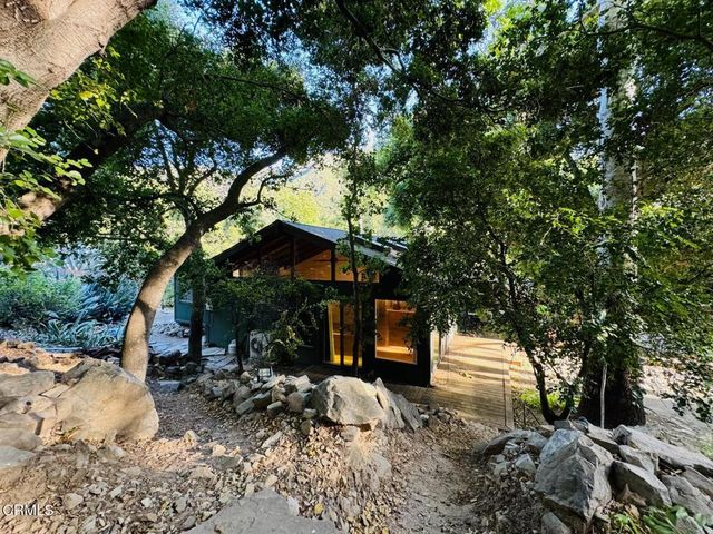 a view of outdoor space yard and patio