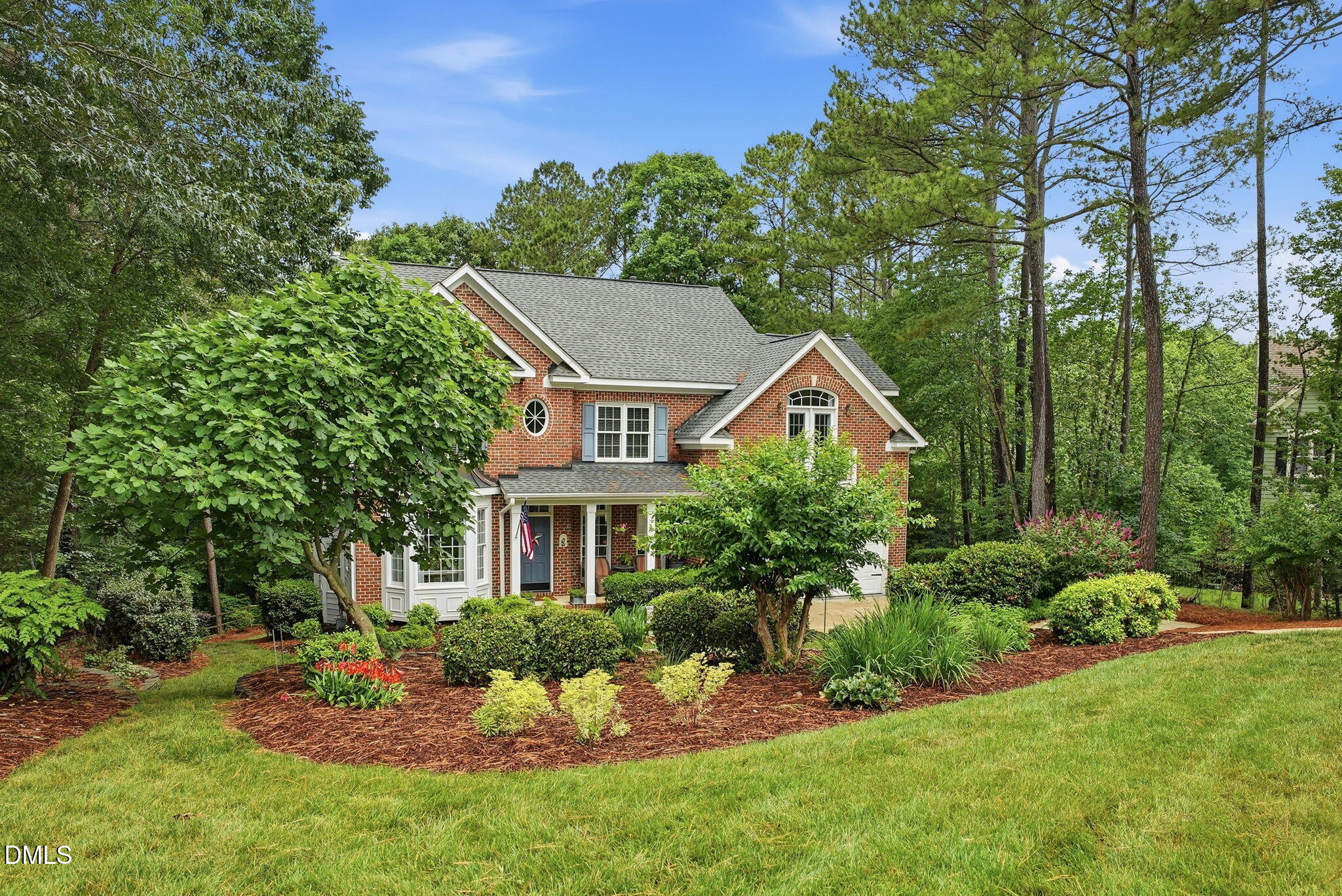 5805 Valley Mist Court Raleigh, NC 27613 - Photo 14 of 80 Lush Lawn