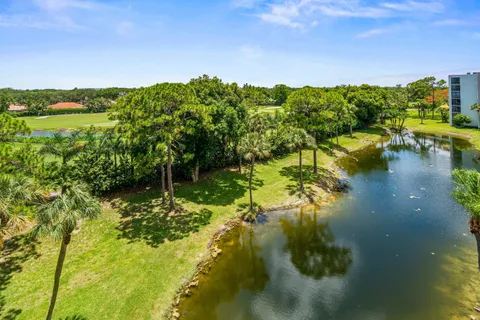 $385,000 | 6562 Boca Del Mar Drive, Unit 623, Boca Raton, FL 33433