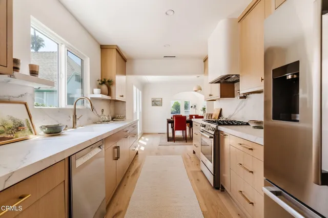 $1,198,000 | 4822 6th Avenue, Los Angeles, CA 90043