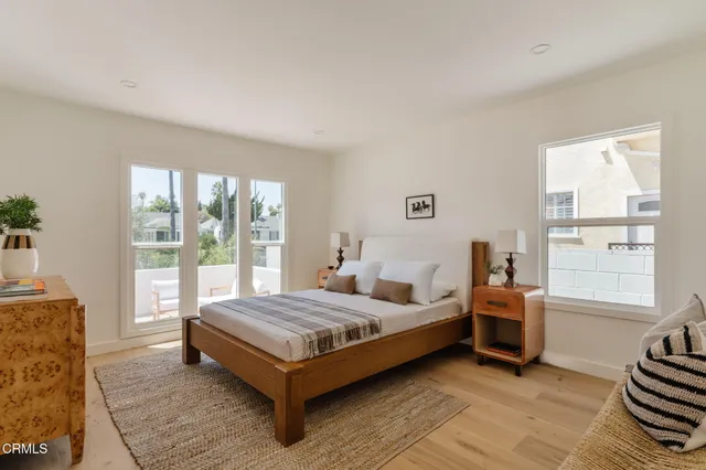 $1,198,000 | 4822 6th Avenue, Los Angeles, CA 90043