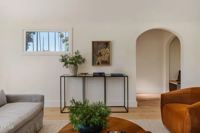 $1,198,000 | 4822 6th Avenue, Los Angeles, CA 90043