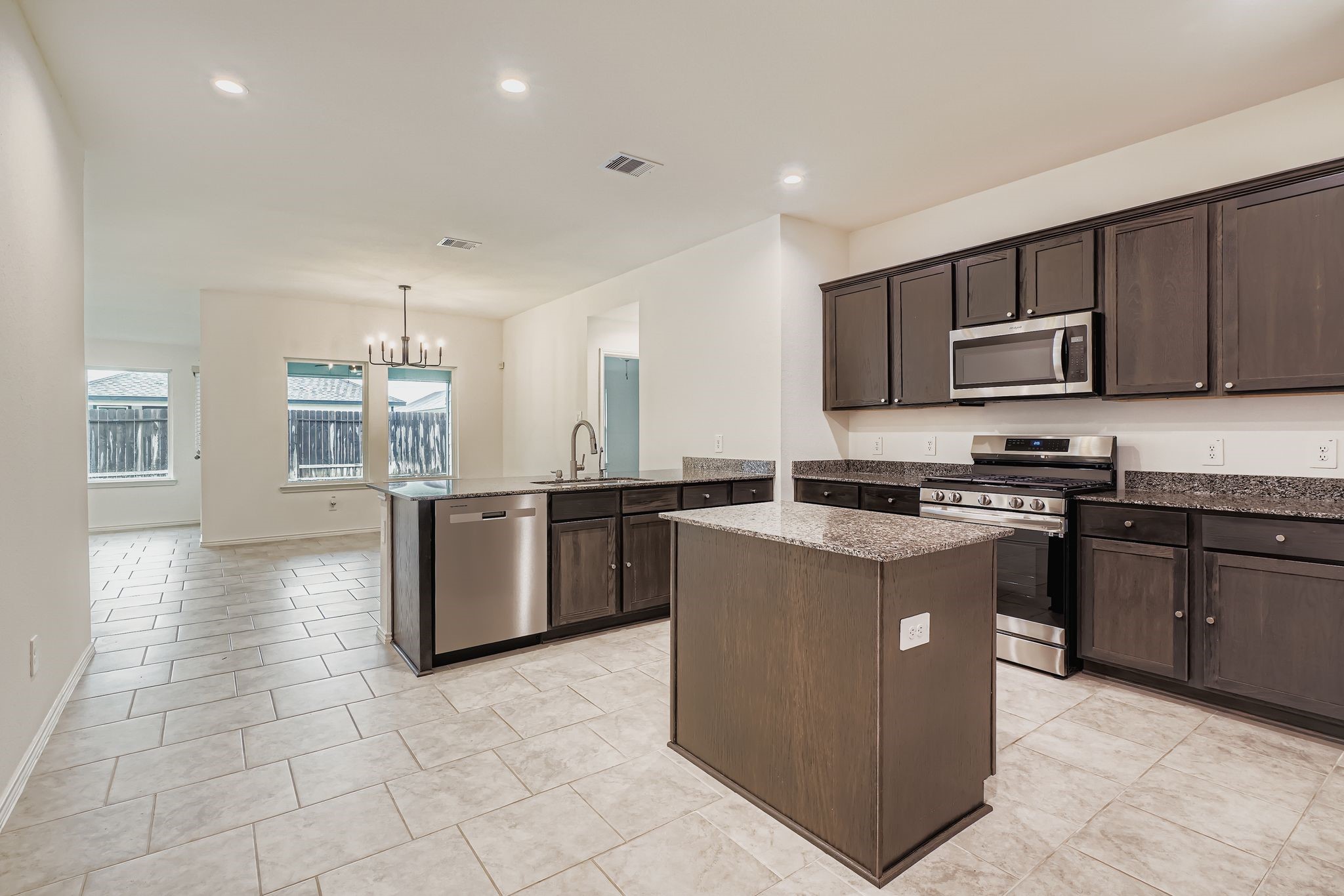 1115 Lipizzan Lane Rosharon, TX 77583 - Photo 11 of 28