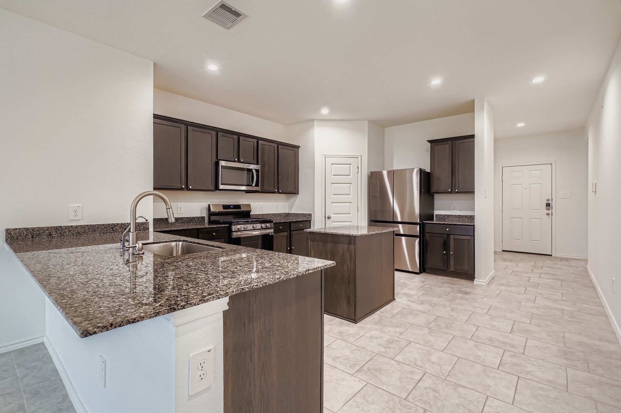 1115 Lipizzan Lane Rosharon, TX 77583 - Photo 10 of 28