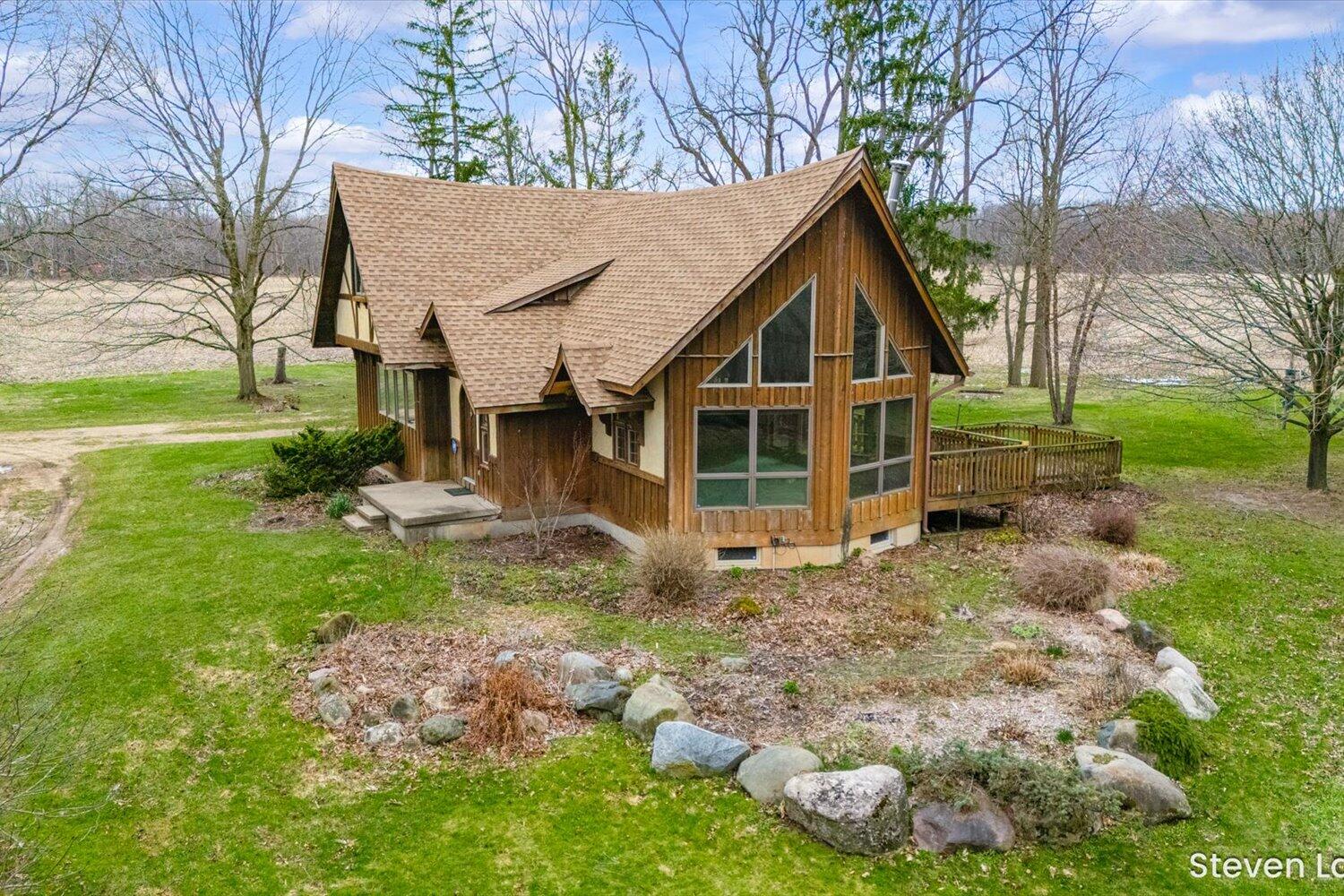 6116 South Bradley Road Bellevue, MI 49021 - Photo 4 of 35 03-WM6116bradley-30