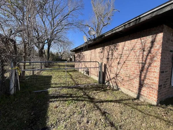 $119,999 | 1303 North Mason Avenue, Cleveland, TX 77327