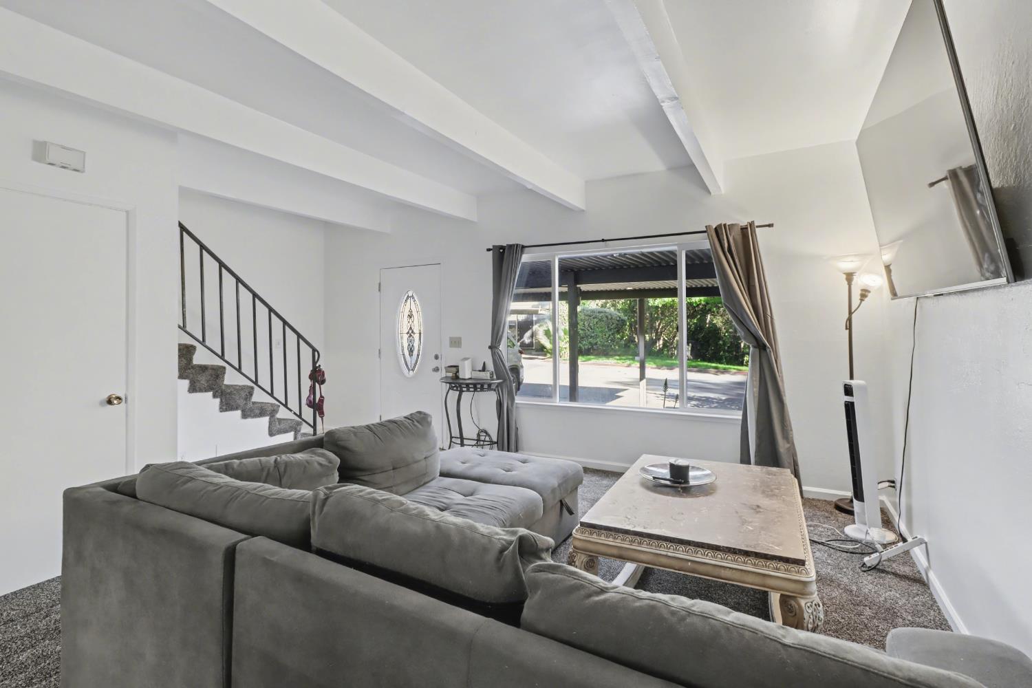 6114 Shadow Lane Citrus Heights, CA 95621 - Photo 35 of 56 a living room with furniture and a large window