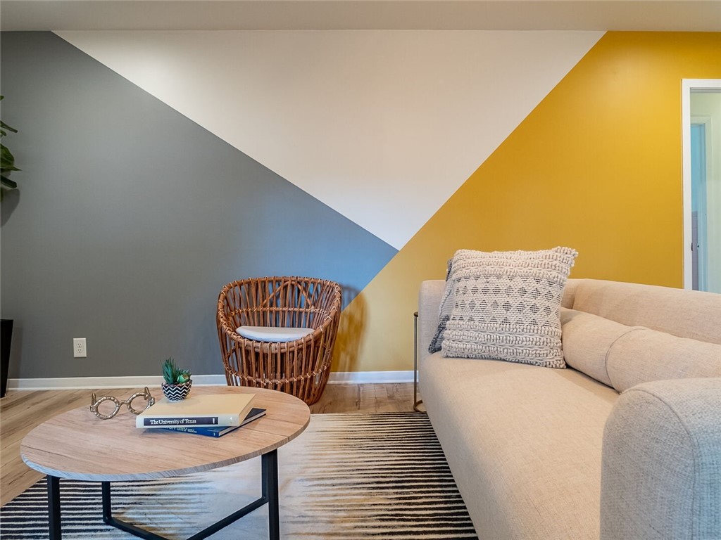 2000 Vista Lane Austin, TX 78703 - Photo 10 of 18