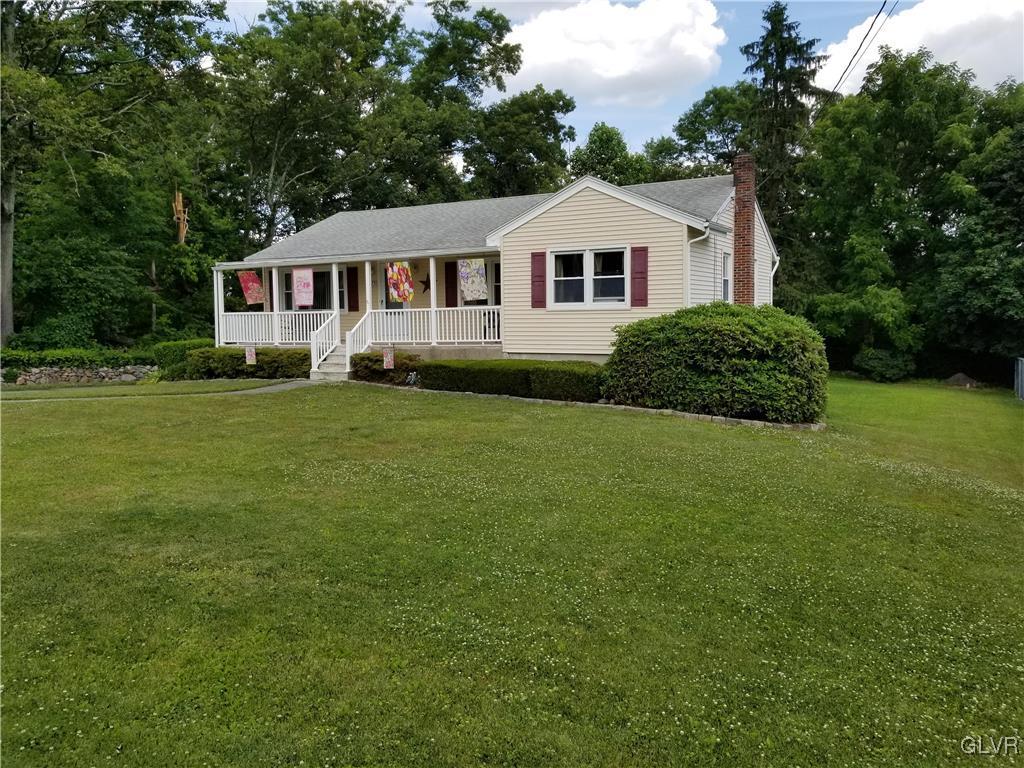 673 Locke Heights Road Bangor, PA 18013 - Photo 2 of 50 Gallery Image 2