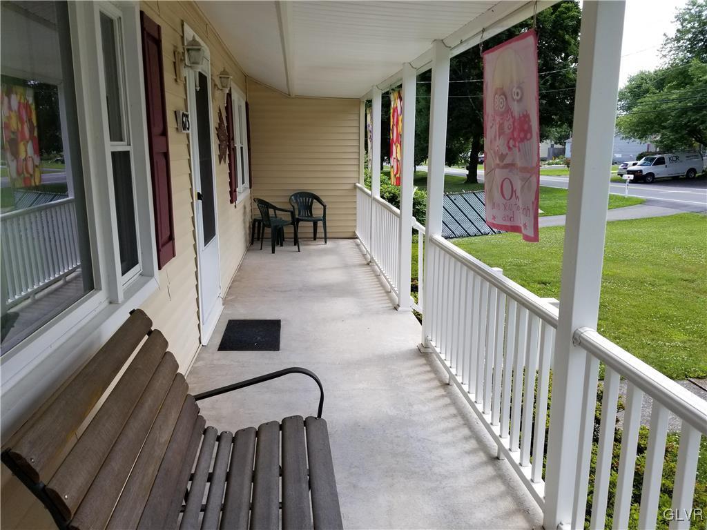 673 Locke Heights Road Bangor, PA 18013 - Photo 4 of 50 Gallery Image 4
