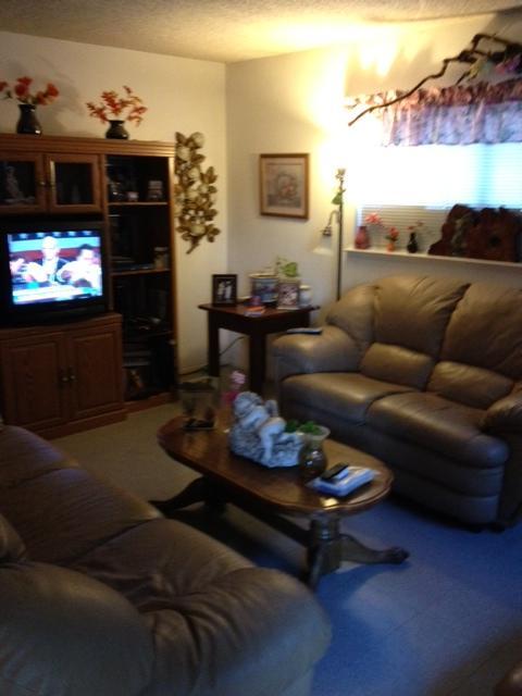 1631 East Springfield Avenue Reedley, CA 93654 - Photo 2 of 4 Gallery Image 2