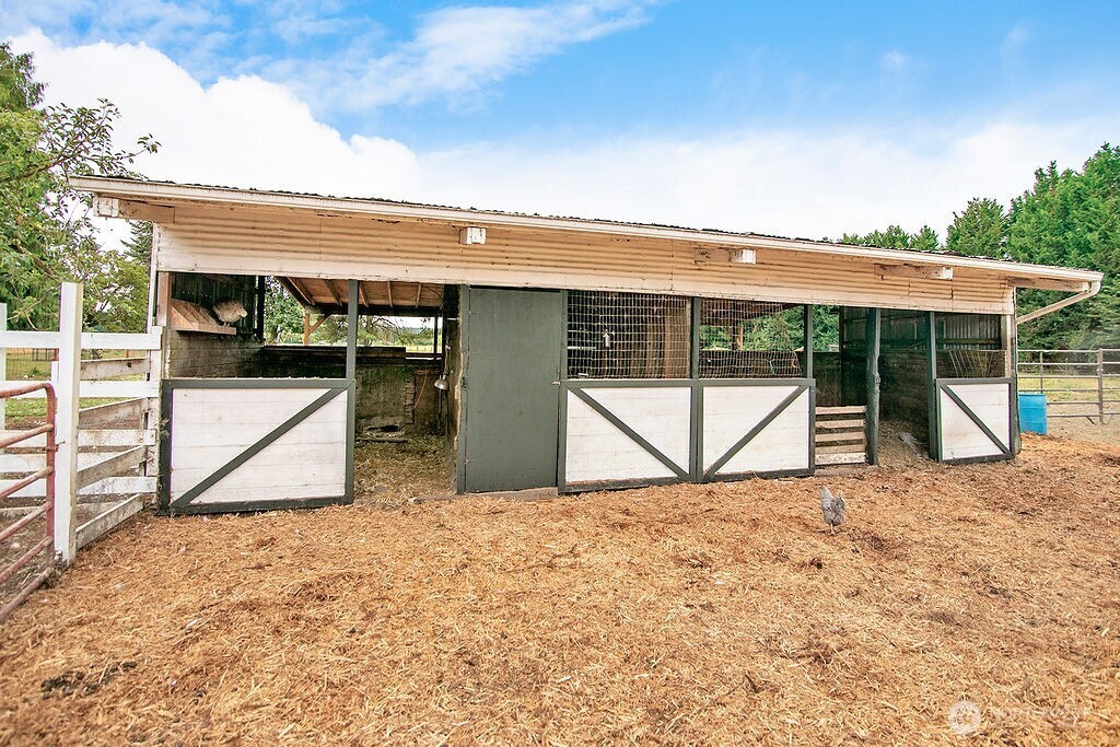 11845 School Land Road Southwest Rochester, WA 98579 - Photo 32 of 40 Gallery Image 32