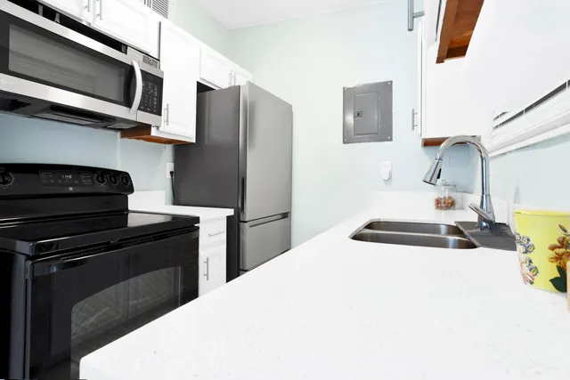 $405,900 | 5241 Northeast 16th Terrace, Pompano Beach, FL 33064