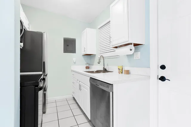 $405,900 | 5241 Northeast 16th Terrace, Pompano Beach, FL 33064