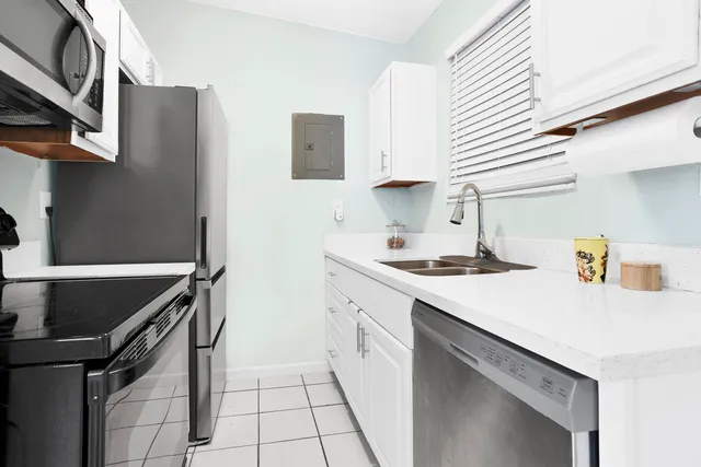 $405,900 | 5241 Northeast 16th Terrace, Pompano Beach, FL 33064