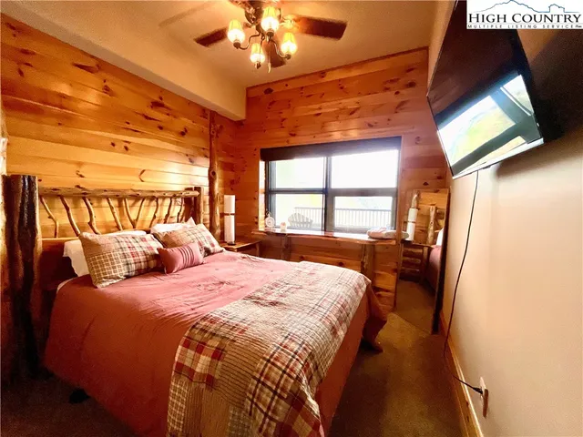 $295,000 | 303 Sugar Top Drive, Unit 2511, Sugar Mountain, NC 28604