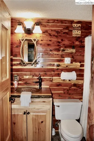 $295,000 | 303 Sugar Top Drive, Unit 2511, Sugar Mountain, NC 28604