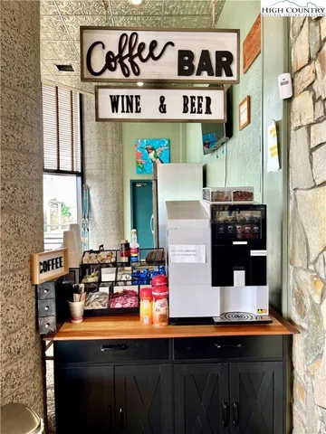 $295,000 | 303 Sugar Top Drive, Unit 2511, Sugar Mountain, NC 28604