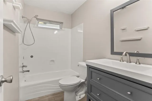 $365,000 | 3505 Lake Trail Drive, Kenner, LA 70065