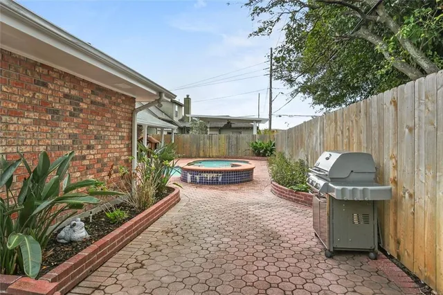 $365,000 | 3505 Lake Trail Drive, Kenner, LA 70065