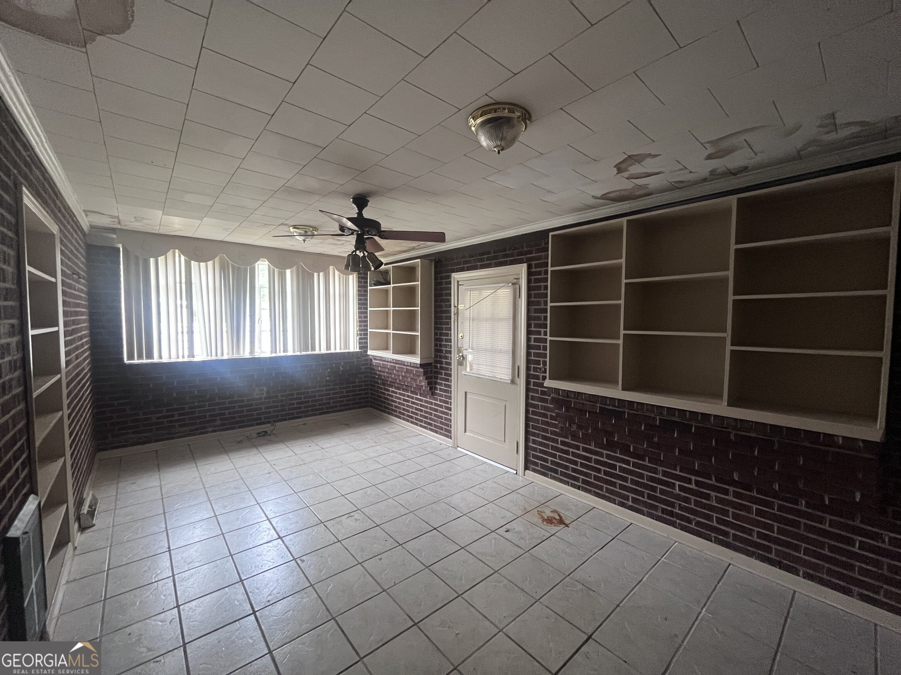 211 Gordon Street Thomson, GA 30824 - Photo 9 of 19