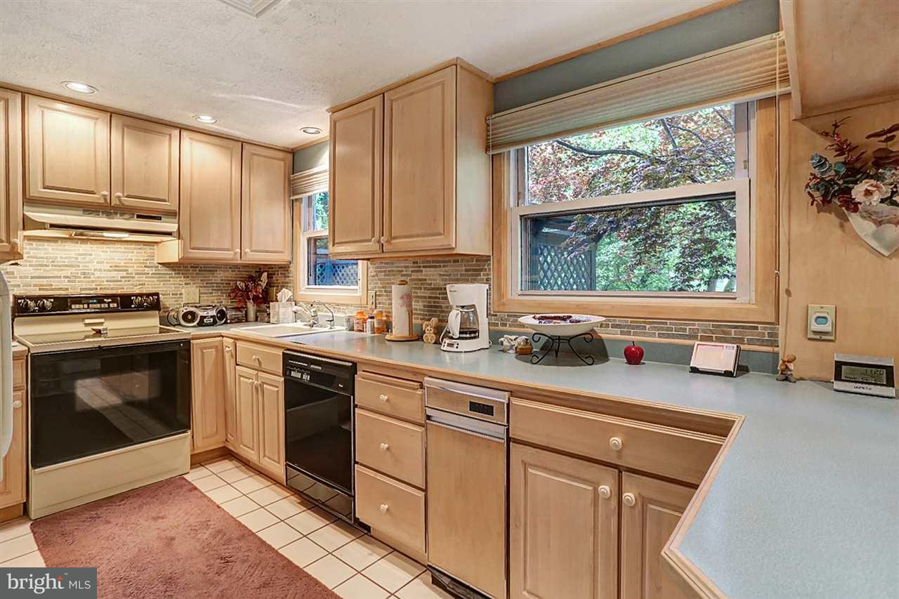 7032 Red Top Road Harrisburg, PA 17111 - Photo 3 of 25 Gallery Image 3