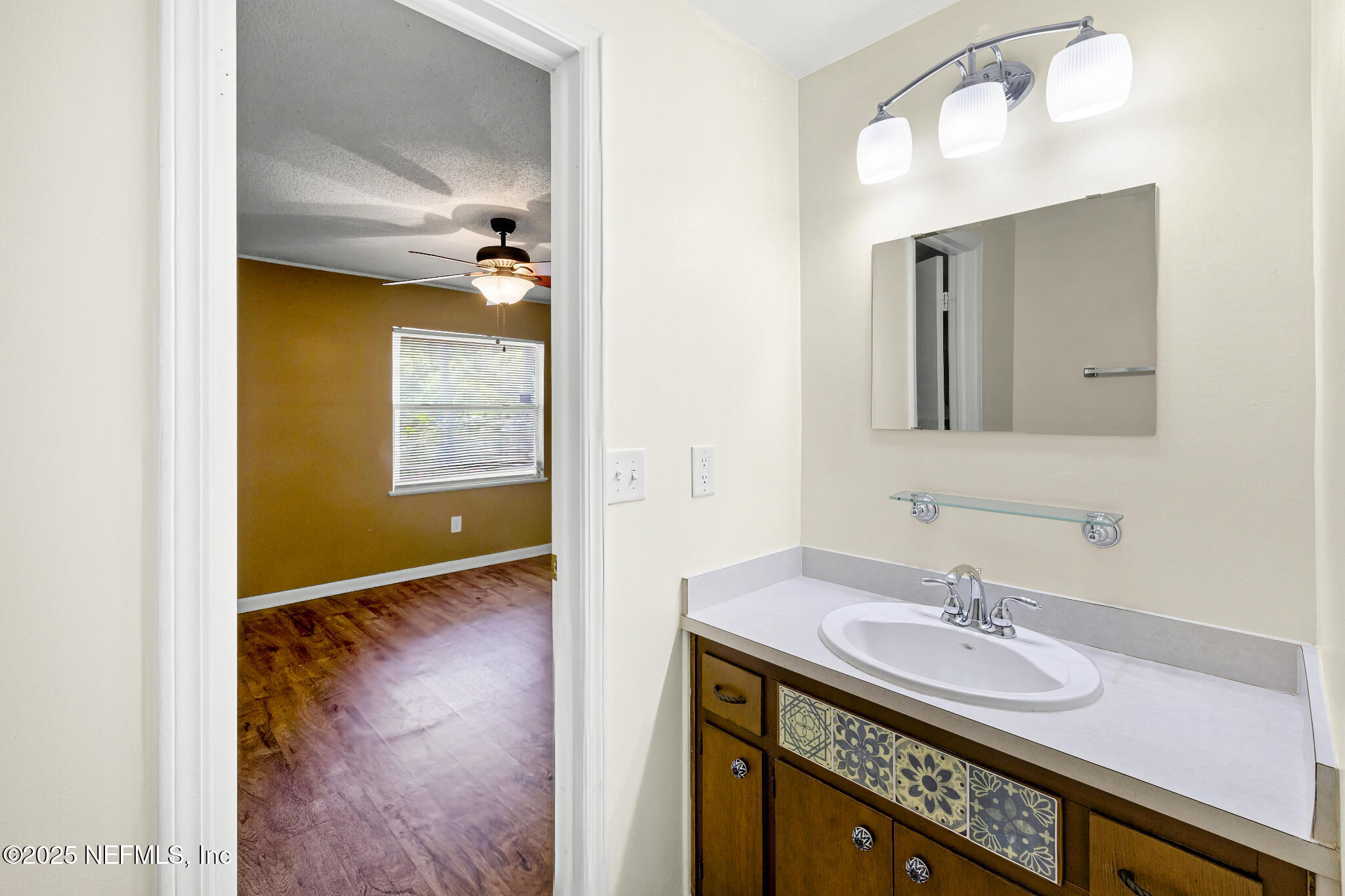 11437 Ricky Way Jacksonville, FL 32223 - Photo 19 of 25 11437 Ricky Way 051425 018