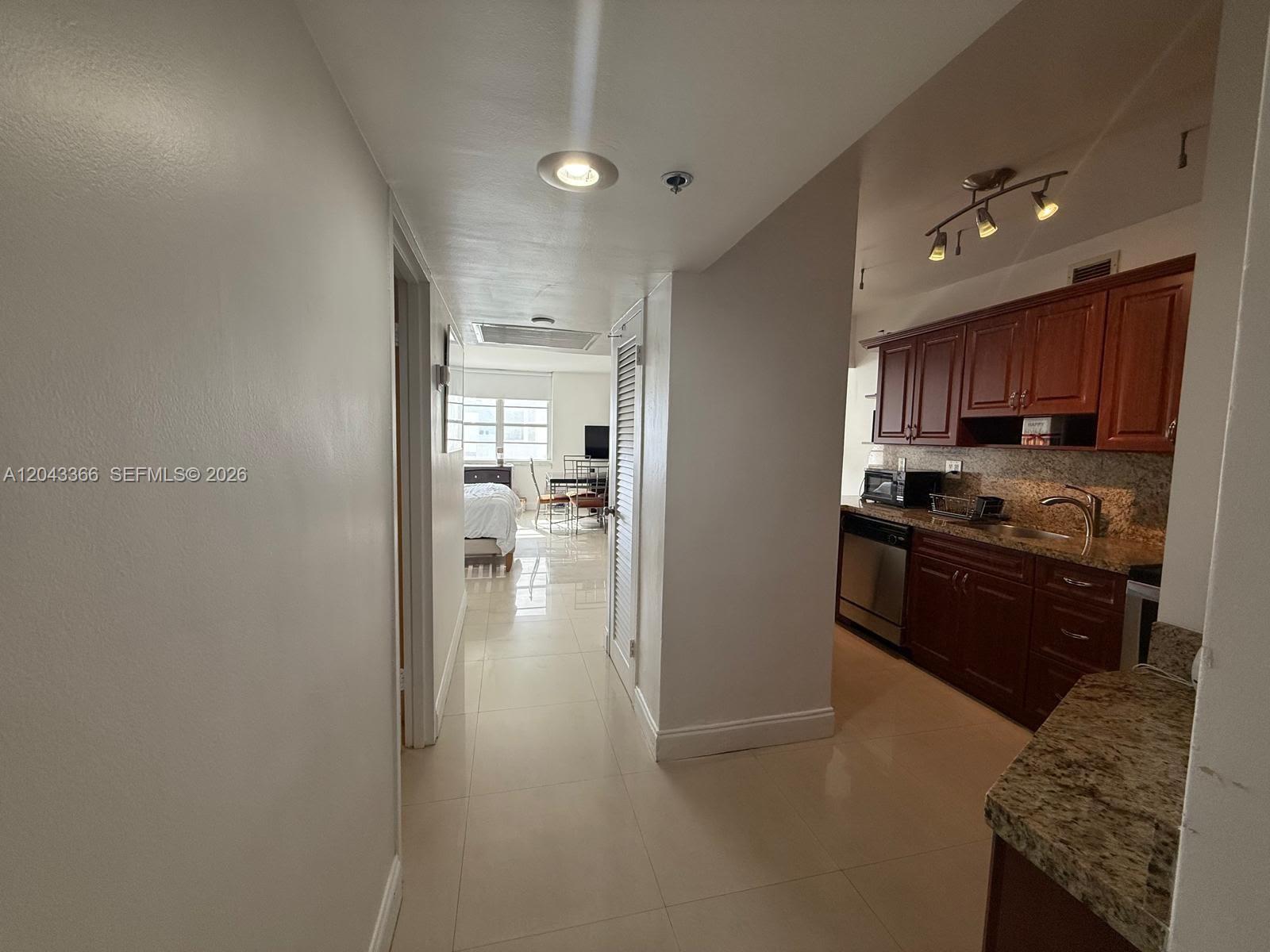 100 Lincoln Road, Unit 316 Miami Beach, FL 33139 - Photo 6 of 18