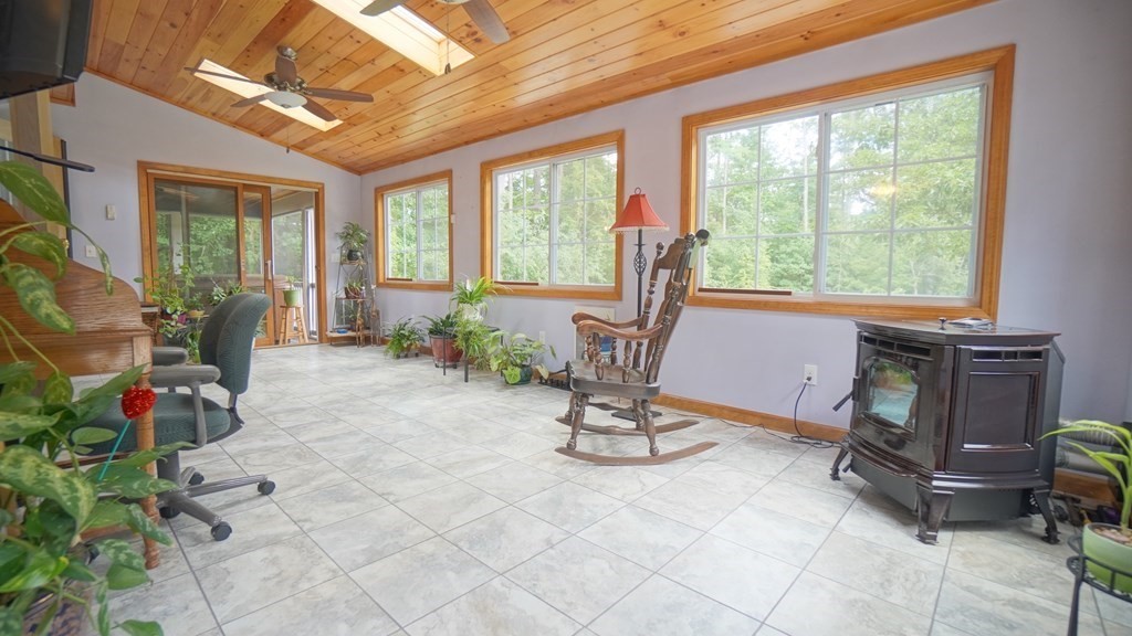 810 Bay Road Belchertown, MA 01007 - Photo 18 of 40