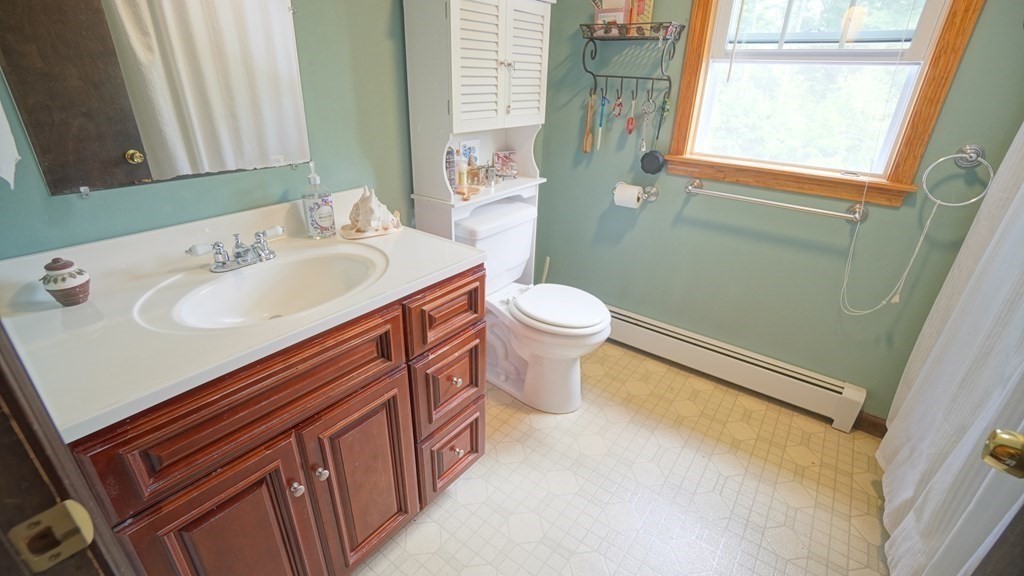 810 Bay Road Belchertown, MA 01007 - Photo 25 of 40