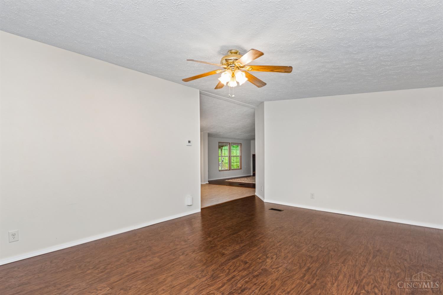 12276 Butters Road Hillsboro, OH 45133 - Photo 6 of 46