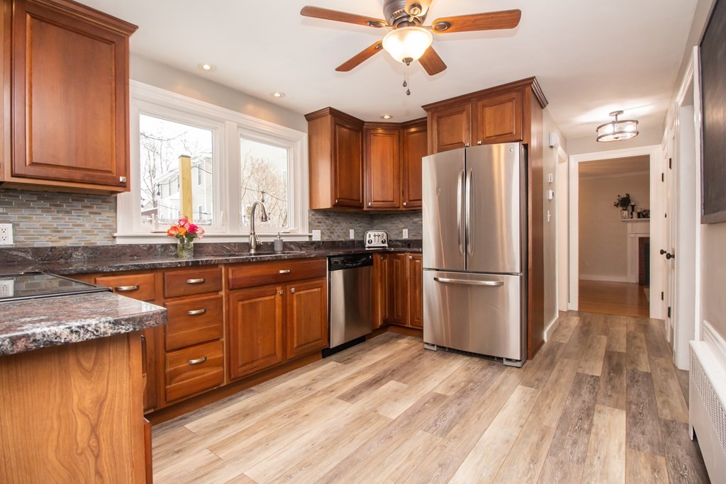 5 Judith Road Worcester, MA 01602 - Photo 6 of 31 Gallery Image 6