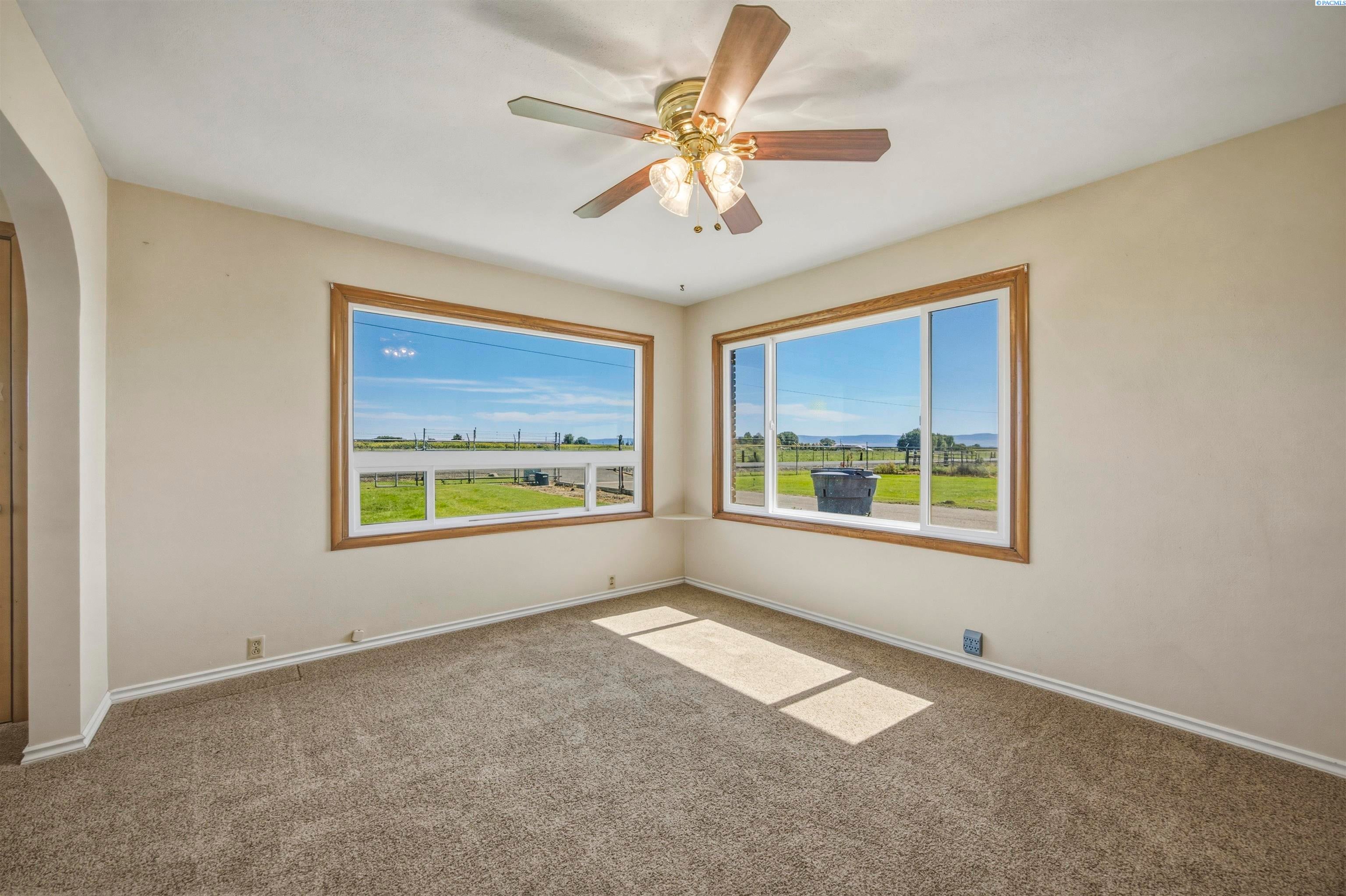 3050 Midvale Road Mabton, WA 98935 - Photo 10 of 50 Gallery Image 10