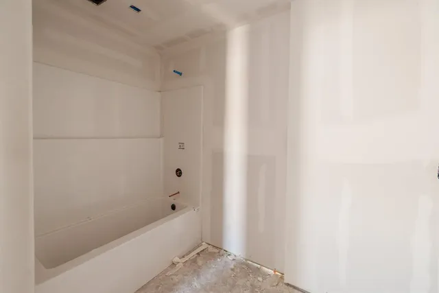 a view of utility room