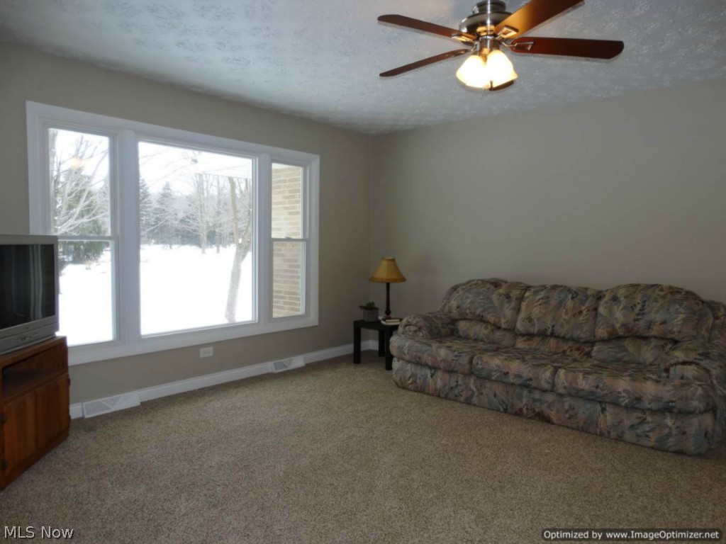 6466 Indian Point Road Painesville, OH 44077 - Photo 13 of 25 Gallery Image 13