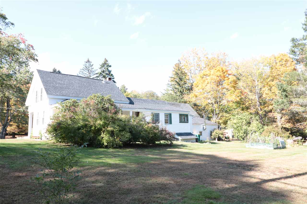 10 Newton Junction Road Kingston, NH 03848 - Photo 5 of 26