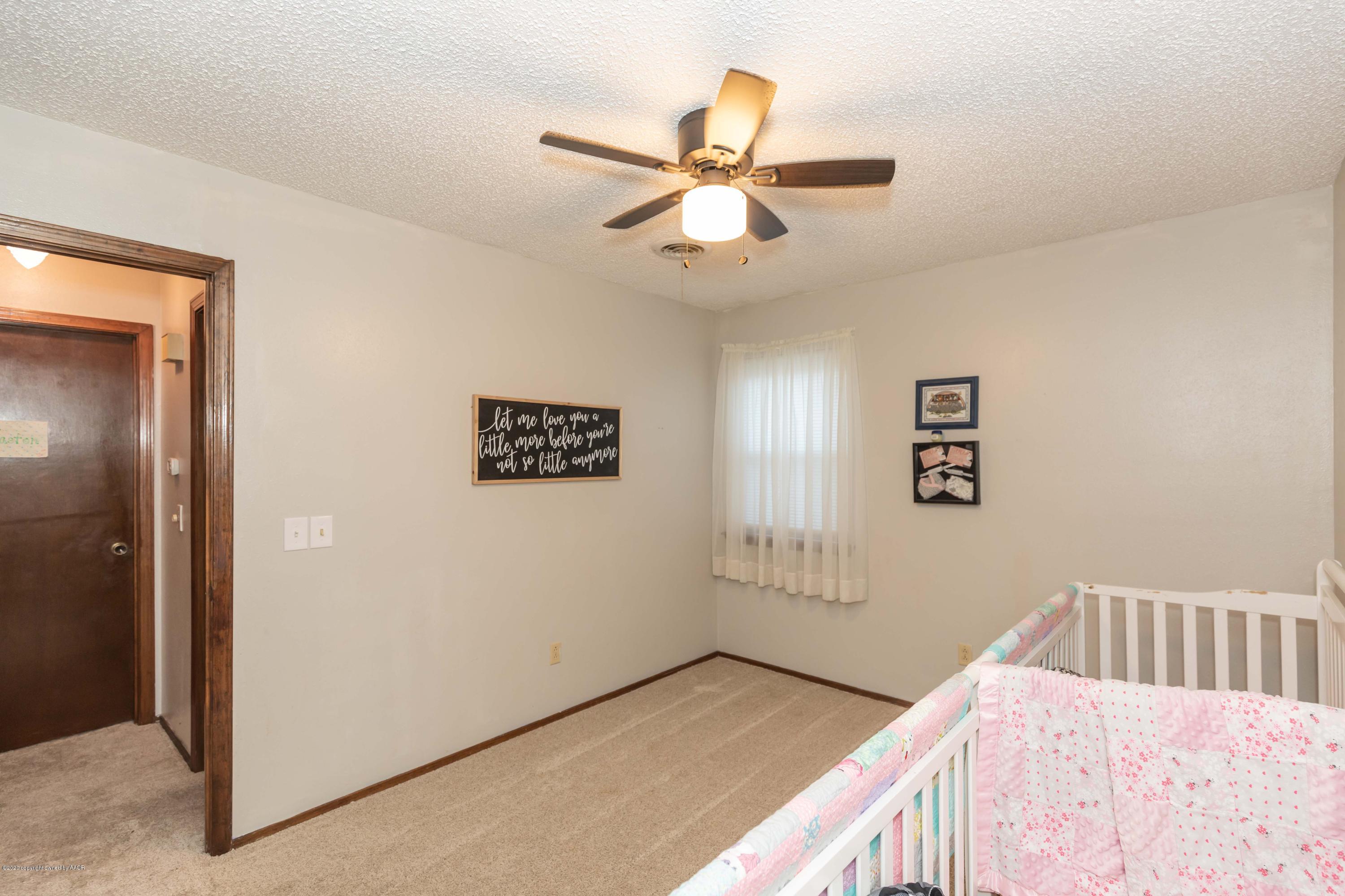 5336 Whitney Lane Amarillo, TX 79110 - Photo 24 of 38 BEDROOM 2 VIEW 4