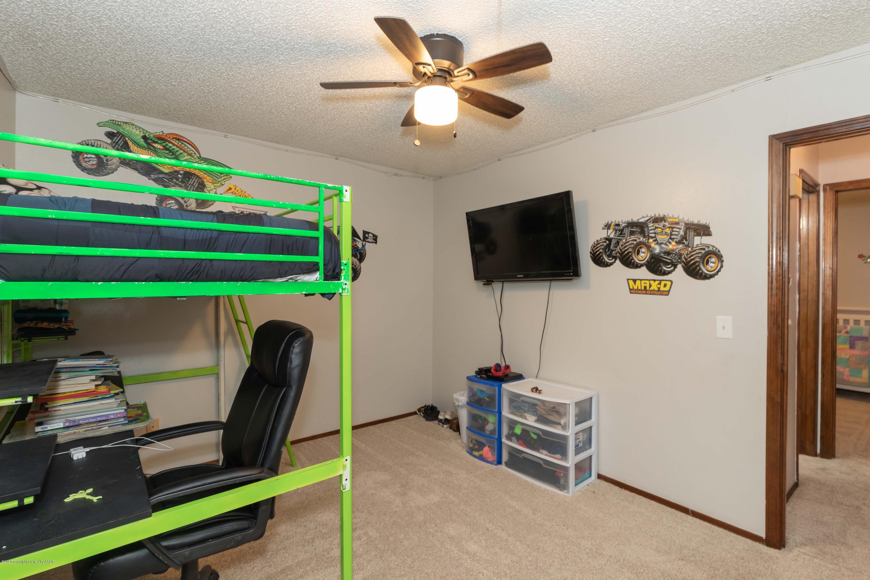 5336 Whitney Lane Amarillo, TX 79110 - Photo 28 of 38 BEDROOM 3 VIEW 2