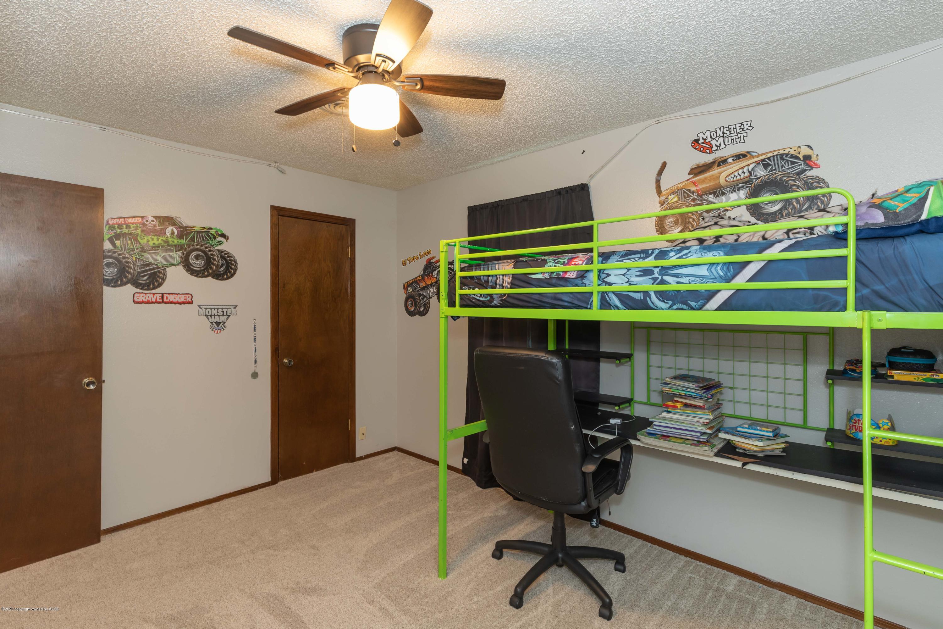 5336 Whitney Lane Amarillo, TX 79110 - Photo 29 of 38 BEDROOM 3 VIEW 3