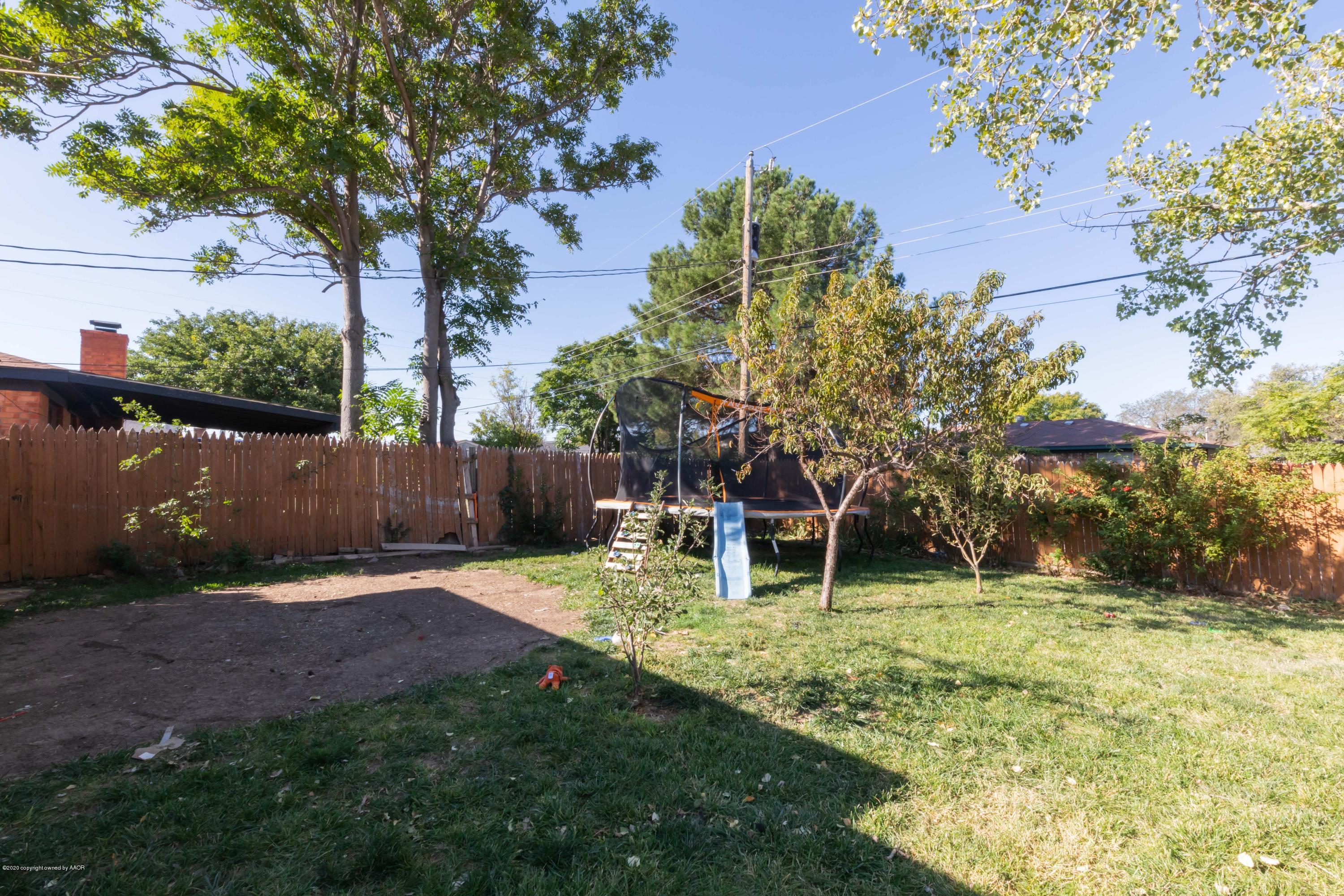 5336 Whitney Lane Amarillo, TX 79110 - Photo 37 of 38 BACKYARD VIEW 2