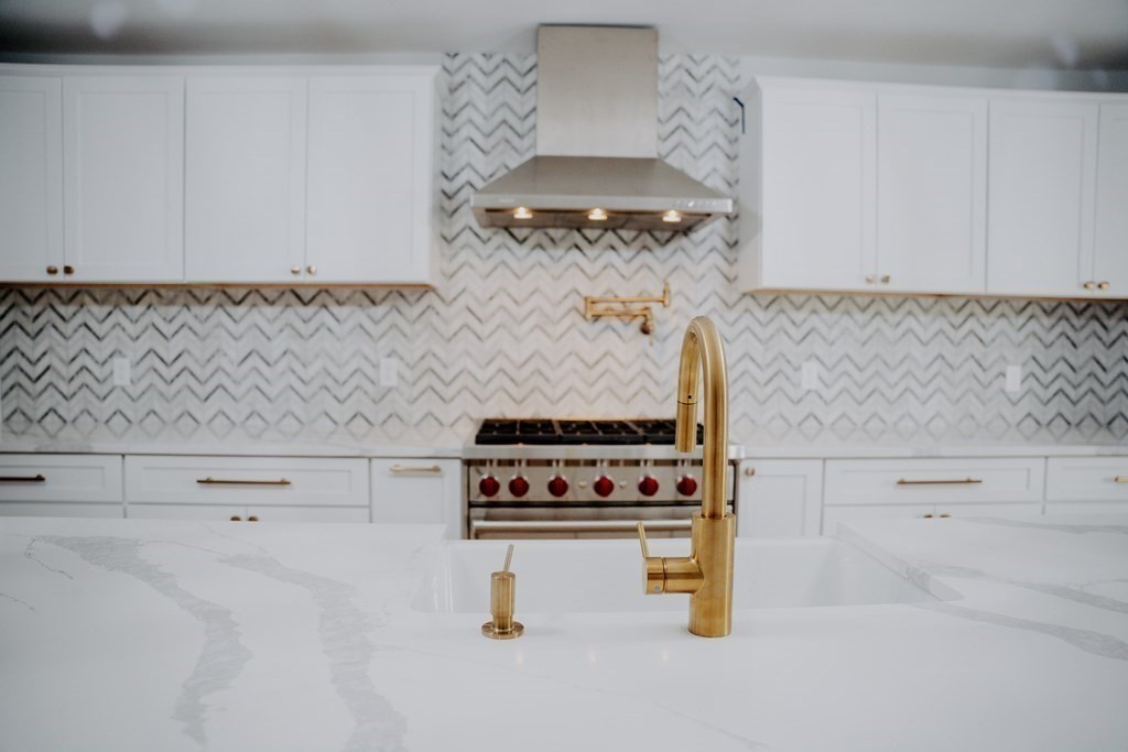 139 Depot Road Boxford, MA 01921 - Photo 4 of 41