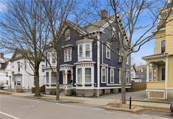 $1,349,995 | 40 Sycamore Street, Providence, RI 02909