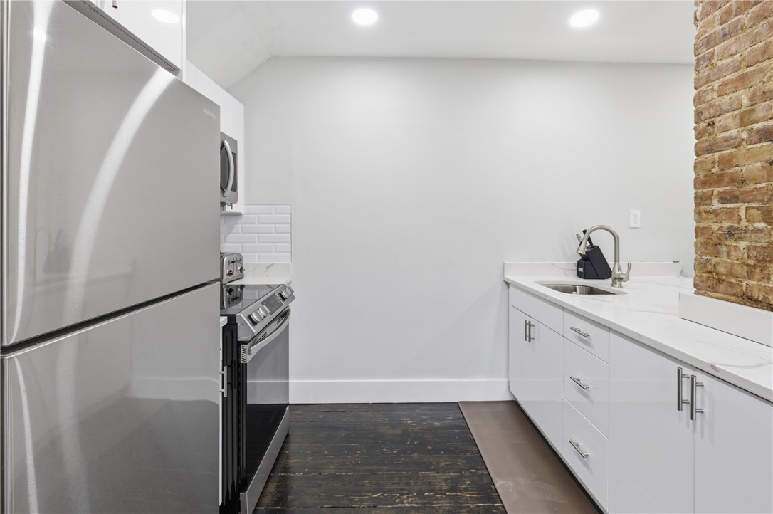 40 Sycamore Street Providence, RI 02909 - Photo 25 of 50