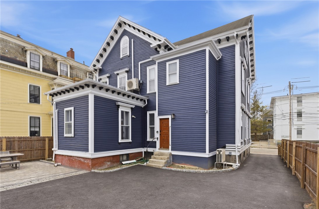 40 Sycamore Street Providence, RI 02909 - Photo 37 of 50