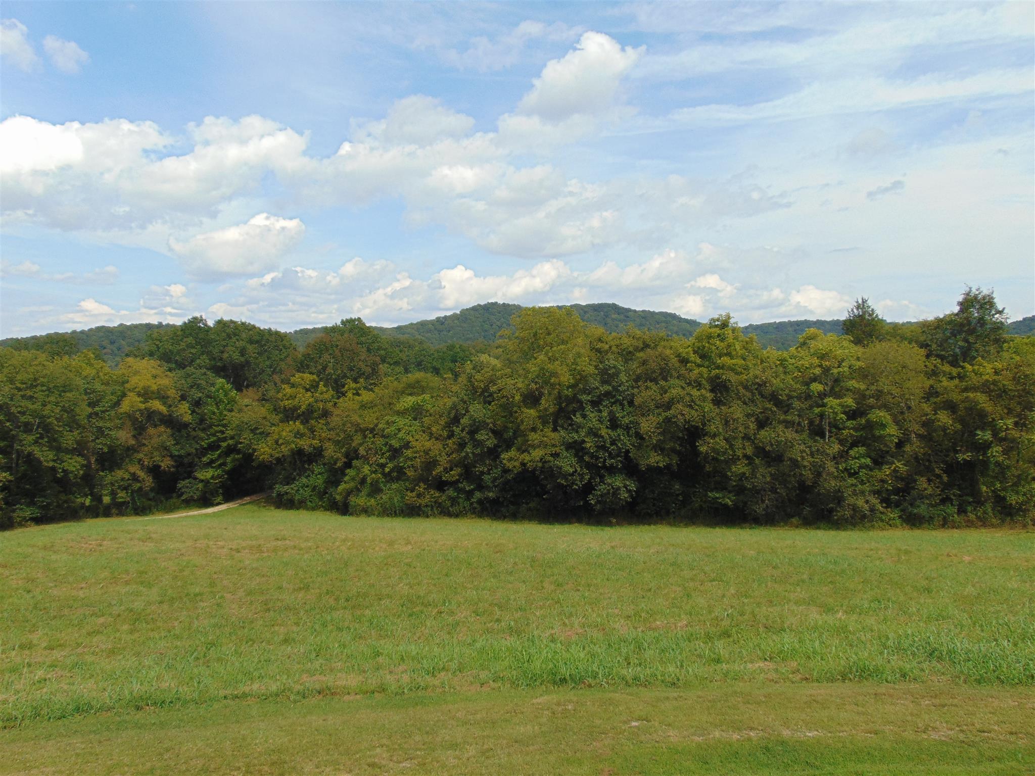 2663 Oakley Road Liberty, TN 37095 - Photo 9 of 30