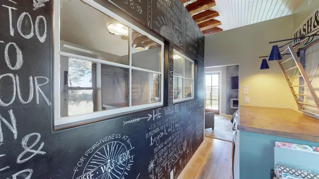 $750,000 | 836 E Highway, Richfield, ID 83349